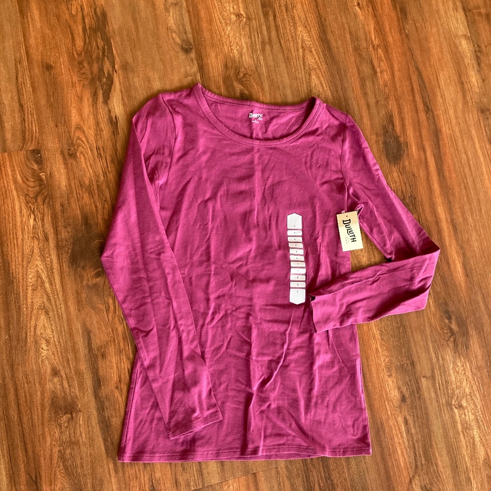 Small Duluth Trading long sleeve scoopneck T-shirt - NWT